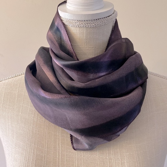 🌹Korean purple silk feel striped scarf many ways worn size 58”x14” - Picture 4 of 13